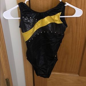 GK leotard